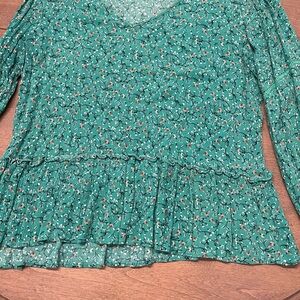 Pleione Green Floral Blouse